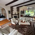 Ferienvilla Mit Garten- Grill Und Terrasse By Interhome *